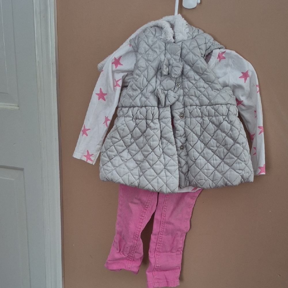Old Navy Gray Quilted Vest with Pink Star Shirt and Pants